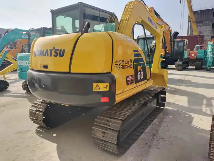Little Working Hours Used Cheap Komatsu PC60 Excavator Used Mini Komatsu PC78 PC55 PC56 PC60 - حفارة: صورة 3 Little Working Hours Used Cheap Komatsu PC60 Excavator Used Mini Komatsu PC78 PC55 PC56 PC60 - حفارة: صورة 3