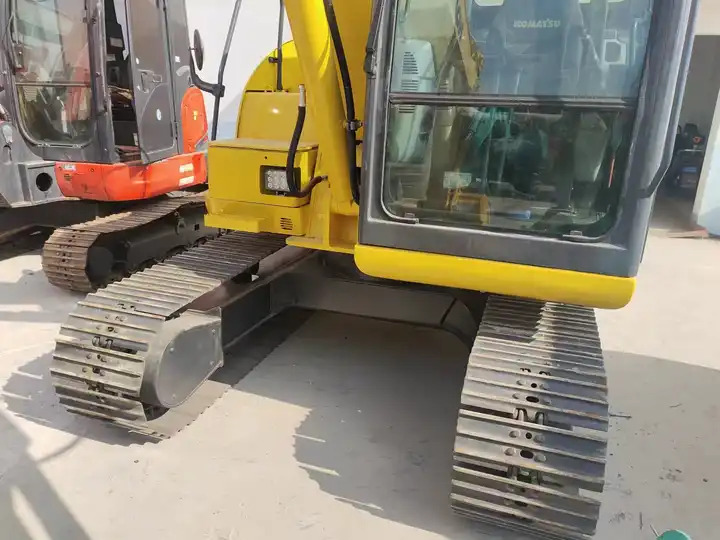 Little Working Hours Used Cheap Komatsu PC60 Excavator Used Mini Komatsu PC78 PC55 PC56 PC60 - حفارة: صورة 2 Little Working Hours Used Cheap Komatsu PC60 Excavator Used Mini Komatsu PC78 PC55 PC56 PC60 - حفارة: صورة 2
