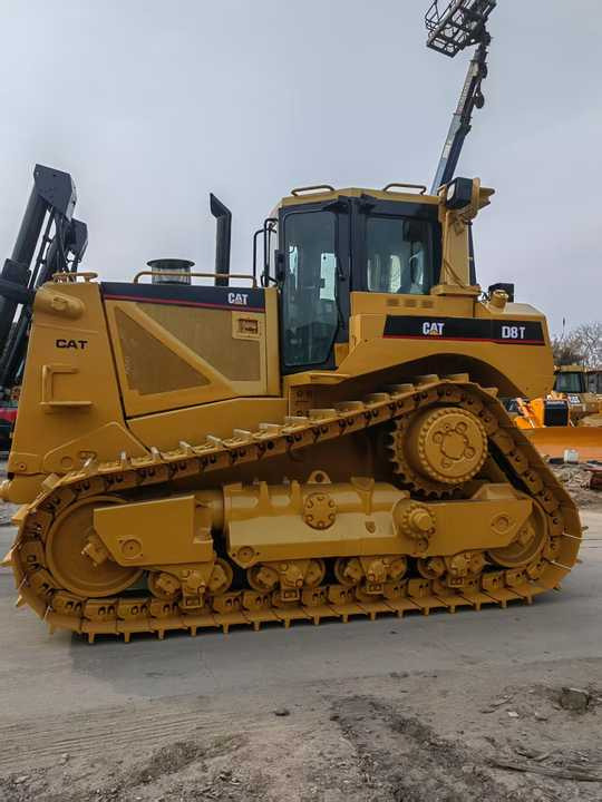 Original Caterpillar Bulldozer Cat D8T Second Hand Bulldozer Caterpillar D8 D6 D7 Originally Made in USA Brazil - جرافة: صورة 2 Original Caterpillar Bulldozer Cat D8T Second Hand Bulldozer Caterpillar D8 D6 D7 Originally Made in USA Brazil - جرافة: صورة 2