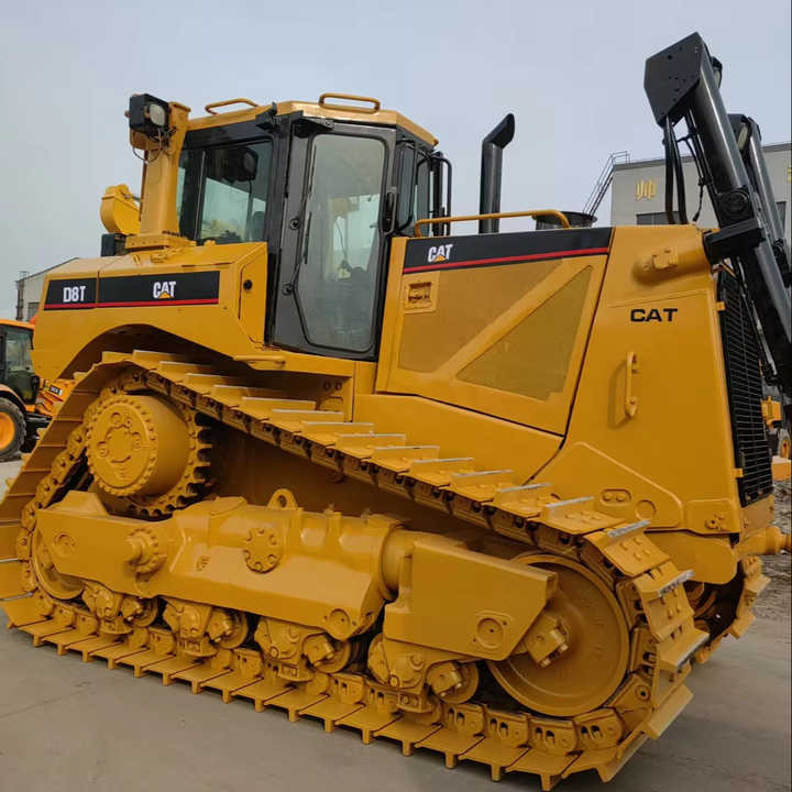 Original Caterpillar Bulldozer Cat D8T Second Hand Bulldozer Caterpillar D8 D6 D7 Originally Made in USA Brazil - جرافة: صورة 1 Original Caterpillar Bulldozer Cat D8T Second Hand Bulldozer Caterpillar D8 D6 D7 Originally Made in USA Brazil - جرافة: صورة 1