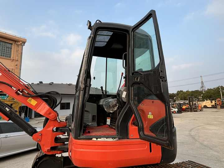 Original Japan 8ton Mini Excavator Kubota Mini Digger Used Excavator Mini Kubota Kx155 Kx165 Kx161 Kx183 - حفار زحاف: صورة 5 Original Japan 8ton Mini Excavator Kubota Mini Digger Used Excavator Mini Kubota Kx155 Kx165 Kx161 Kx183 - حفار زحاف: صورة 5
