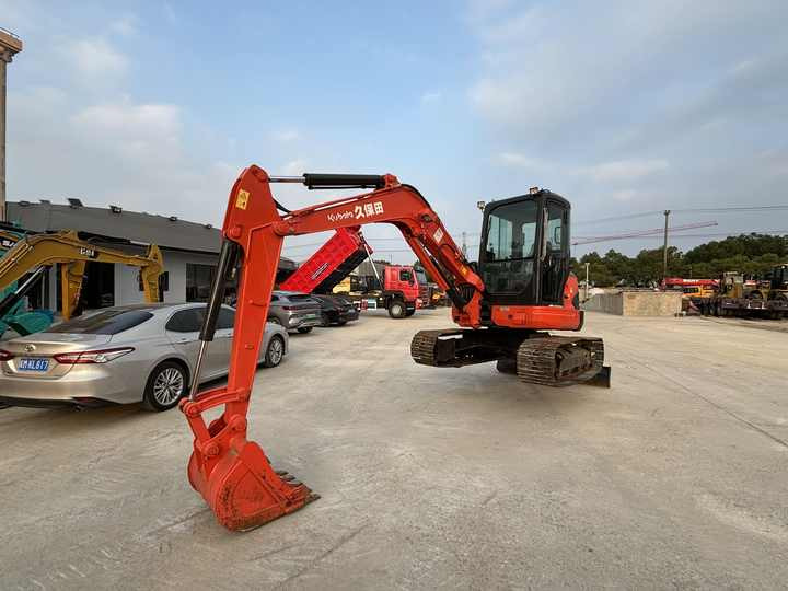 Original Japan Used Kubota KX155 Excavator 6 Ton Kubota KX161 155 165 Mini Digger Small Second Hand Swing Boom Excavator - حفار زحاف: صورة 2 Original Japan Used Kubota KX155 Excavator 6 Ton Kubota KX161 155 165 Mini Digger Small Second Hand Swing Boom Excavator - حفار زحاف: صورة 2