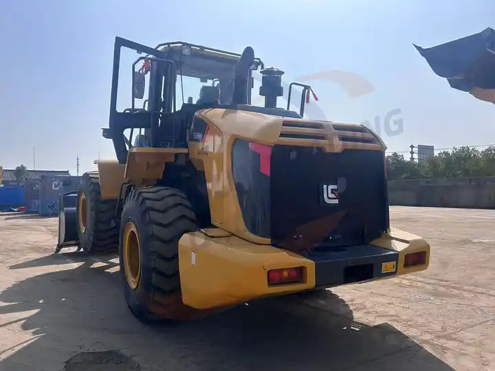 Original LiuGong Wheel Loader high quality 856H in Good Condition with Low running hours - اللودر بعجل: صورة 5 Original LiuGong Wheel Loader high quality 856H in Good Condition with Low running hours - اللودر بعجل: صورة 5