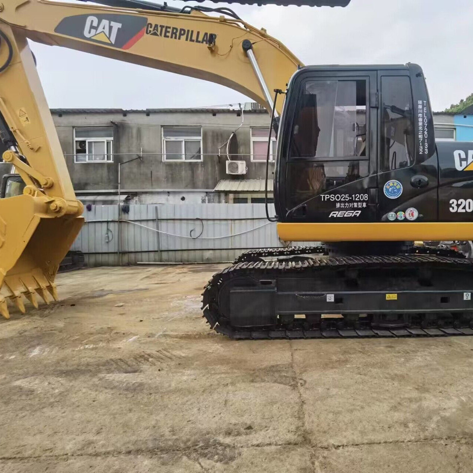Second Hand Cat Excavator CAT 320D High Quality Japan Used Construction Machine 20ton Excavator cat320d - حفارة: صورة 1 Second Hand Cat Excavator CAT 320D High Quality Japan Used Construction Machine 20ton Excavator cat320d - حفارة: صورة 1