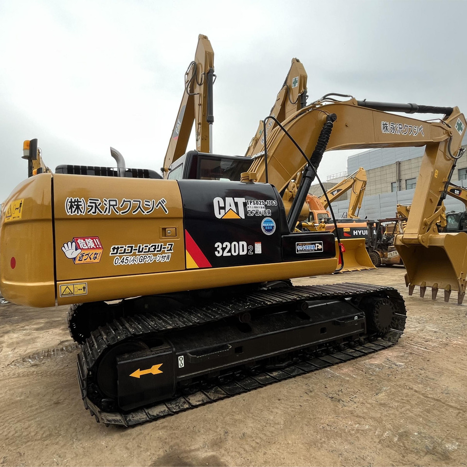 Second Hand Cat Excavator CAT 320D Japan Used Construction Machine 20ton Excavator cat320d - حفارة: صورة 1 Second Hand Cat Excavator CAT 320D Japan Used Construction Machine 20ton Excavator cat320d - حفارة: صورة 1