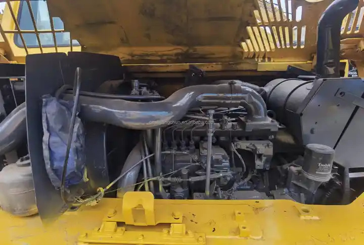 Second hand Komatsu PC60-7 excavator in good condition for sale - حفار زحاف: صورة 5 Second hand Komatsu PC60-7 excavator in good condition for sale - حفار زحاف: صورة 5