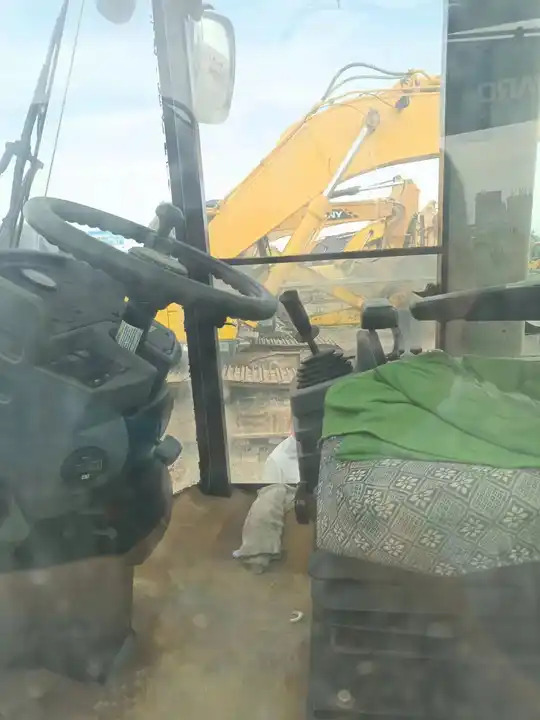 Used 18 ton Caterpillar Road Roller CAT CS76T Road Paving Machinery Soil Compactor made in USA - مدحلة اسفلت: صورة 4 Used 18 ton Caterpillar Road Roller CAT CS76T Road Paving Machinery Soil Compactor made in USA - مدحلة اسفلت: صورة 4