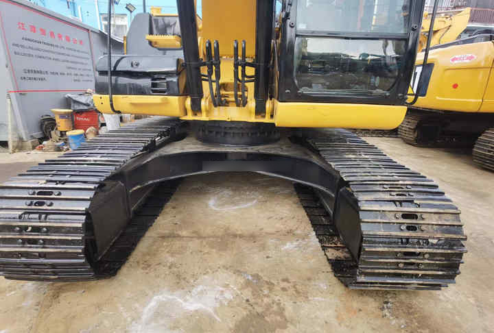 Used 320d Excavator 320d2 Excavator Cat 320dl Excavator Cat 330d Excavator used/secondhand/old original Cat - حفار زحاف: صورة 2 Used 320d Excavator 320d2 Excavator Cat 320dl Excavator Cat 330d Excavator used/secondhand/old original Cat - حفار زحاف: صورة 2