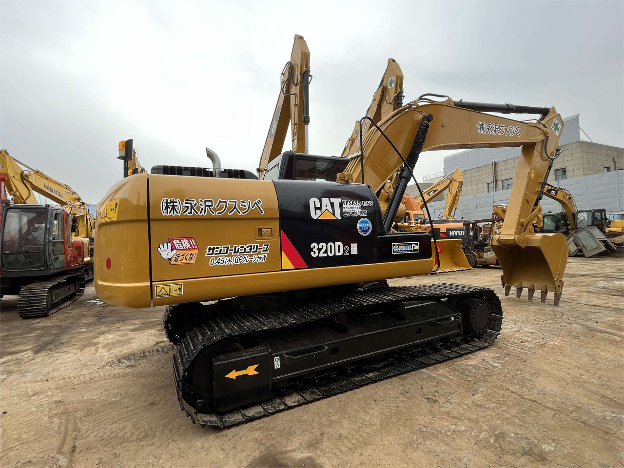 Used Cat Excavator CAT 320D High Quality Japan Used Construction Machine 20ton Excavator cat320d for sale - حفارة: صورة 3 Used Cat Excavator CAT 320D High Quality Japan Used Construction Machine 20ton Excavator cat320d for sale - حفارة: صورة 3