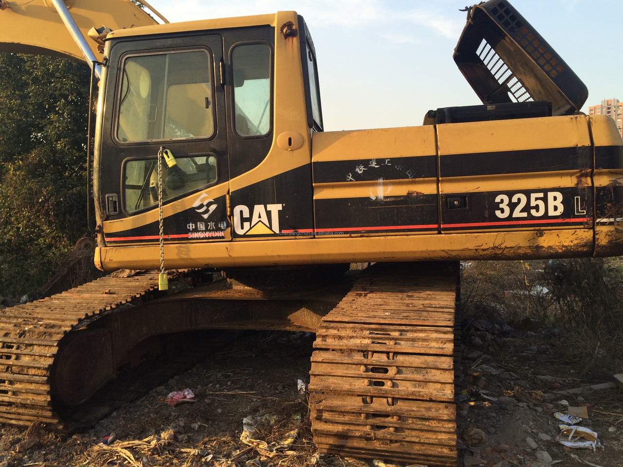 Used Caterpillar excavator CAT 325BL in good condition for sale - حفار زحاف: صورة 2 Used Caterpillar excavator CAT 325BL in good condition for sale - حفار زحاف: صورة 2