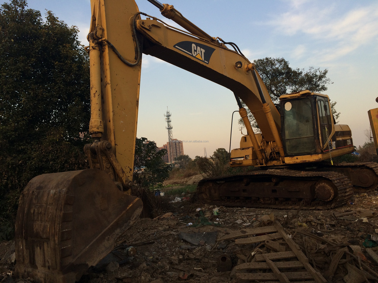 Used Caterpillar excavator CAT 325BL in good condition for sale - حفار زحاف: صورة 3 Used Caterpillar excavator CAT 325BL in good condition for sale - حفار زحاف: صورة 3