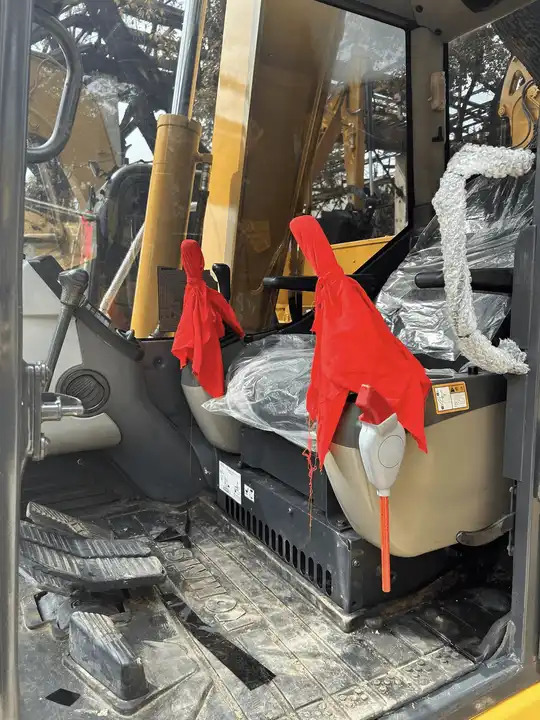 Used Komatsu PC 60-7 with Good Condition in Shanghai - حفارة: صورة 4 Used Komatsu PC 60-7 with Good Condition in Shanghai - حفارة: صورة 4