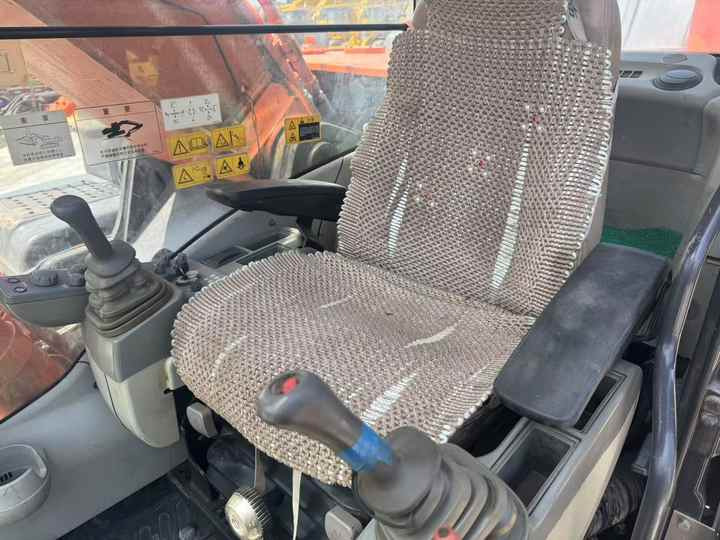 Used Machinery ZX350-5G ZX350-3G 35 Ton Crawler Used Hitachi Excavators Hitachi Heavy Duty Machine ZAXIS 350-5G 350-3G for Sale - حفارة: صورة 4 Used Machinery ZX350-5G ZX350-3G 35 Ton Crawler Used Hitachi Excavators Hitachi Heavy Duty Machine ZAXIS 350-5G 350-3G for Sale - حفارة: صورة 4