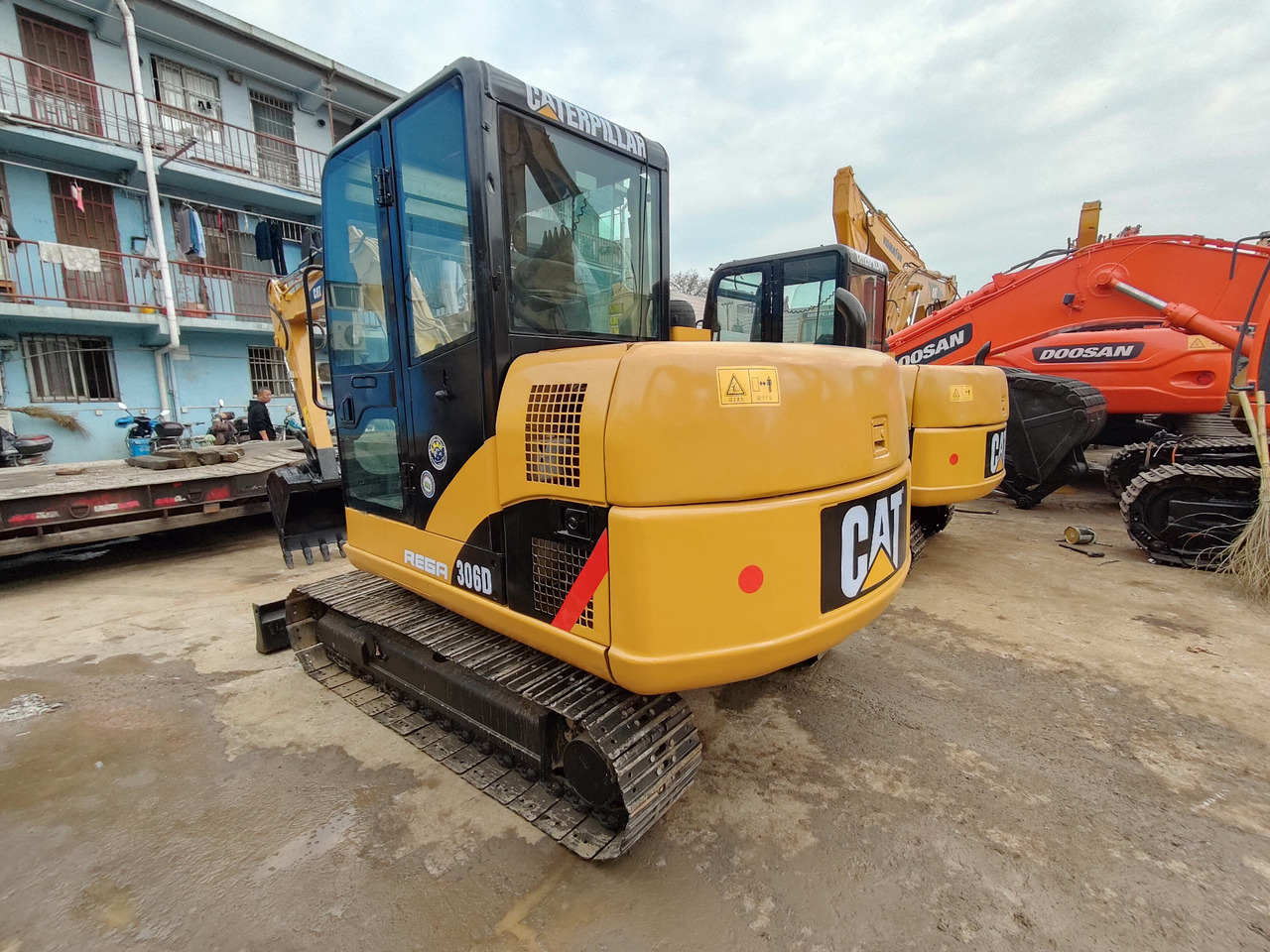 Used Mini cat 306 excavator 6tons excavator on sale - حفار زحاف: صورة 5 Used Mini cat 306 excavator 6tons excavator on sale - حفار زحاف: صورة 5