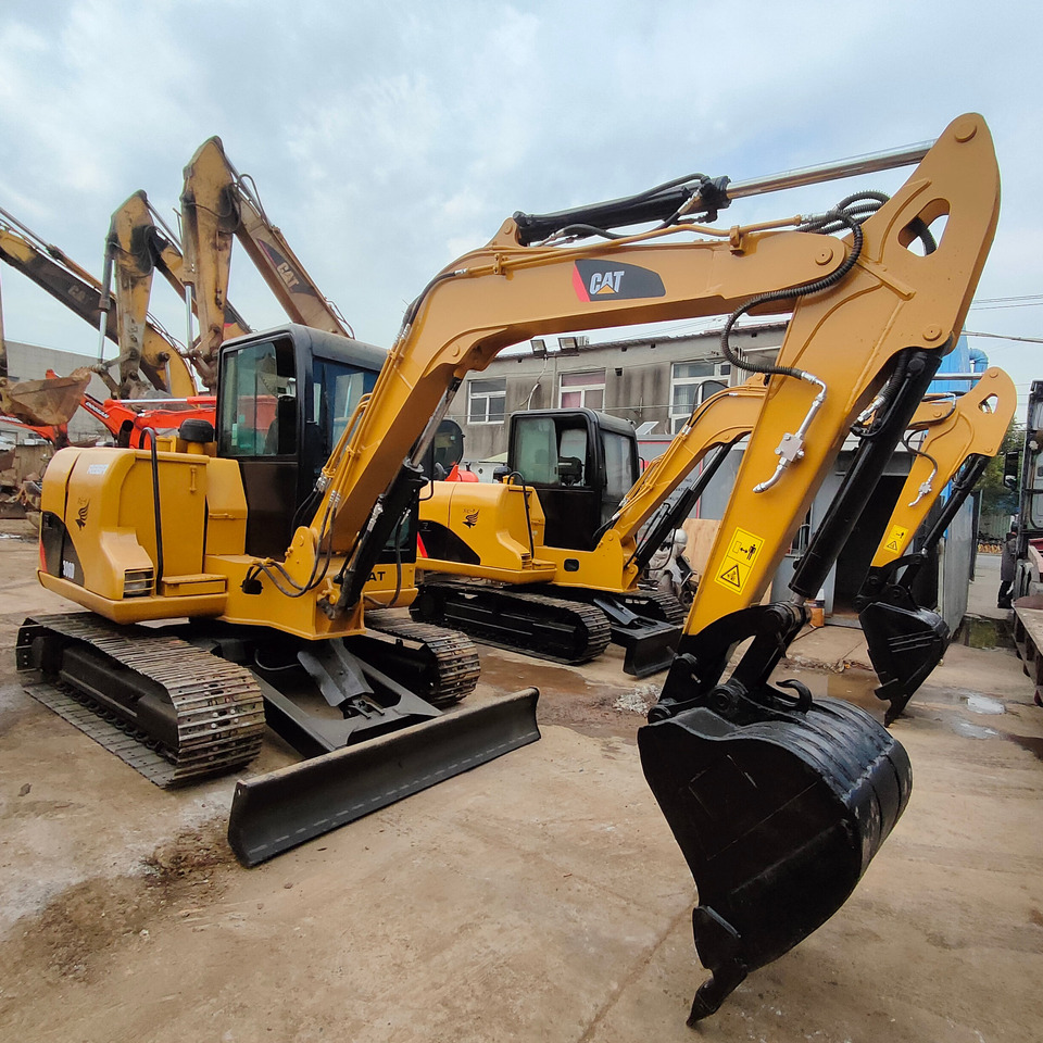 Used Mini cat 306 excavator 6tons excavator on sale - حفار زحاف: صورة 2 Used Mini cat 306 excavator 6tons excavator on sale - حفار زحاف: صورة 2