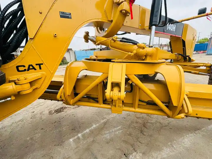 Used Motor Grader With Ripper Cat 140h Original Japan,Caterpillar Second Hand Motor Grader With Best Price In Shanghai - ممهدة: صورة 2 Used Motor Grader With Ripper Cat 140h Original Japan,Caterpillar Second Hand Motor Grader With Best Price In Shanghai - ممهدة: صورة 2