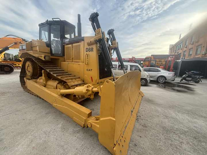 Used caterpillar bulldozer d8r for sale original used crawler bulldozer - جرافة: صورة 3 Used caterpillar bulldozer d8r for sale original used crawler bulldozer - جرافة: صورة 3
