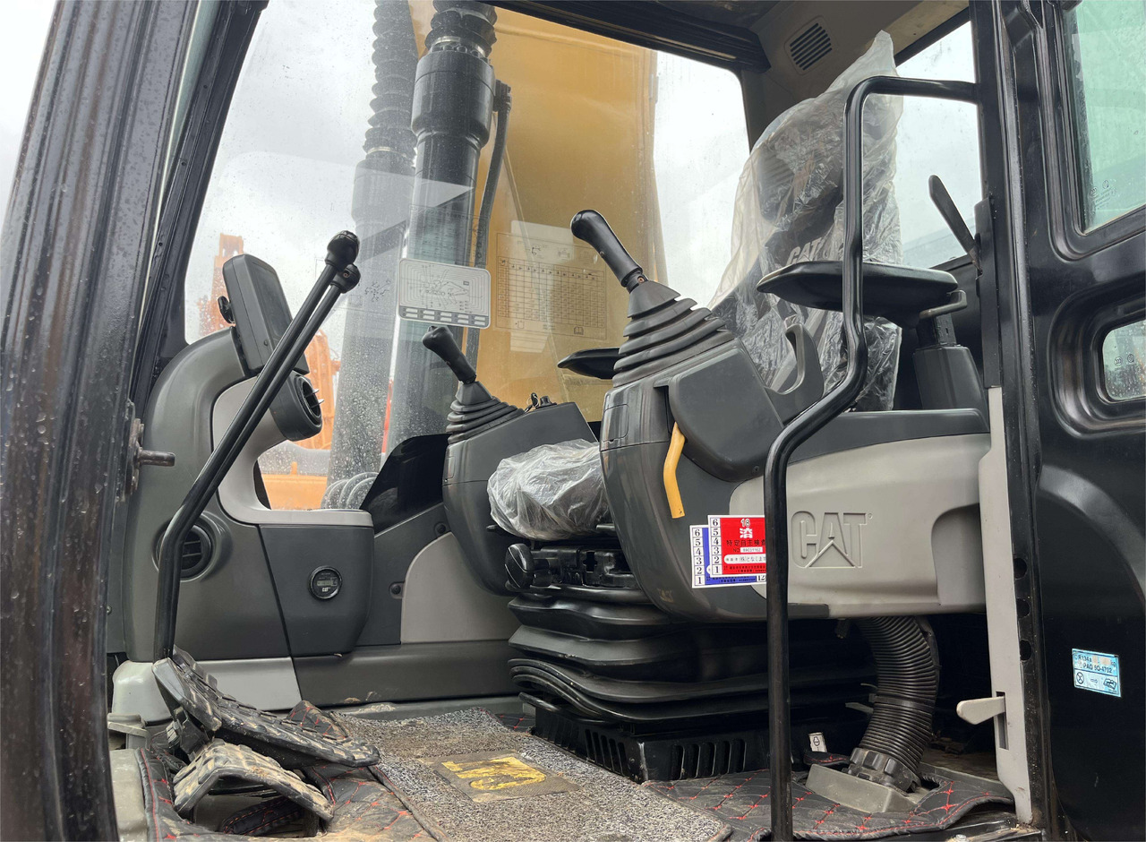 Used construction machine CAT 320D excavator machine for sale cater machinery Used excavators - حفار زحاف: صورة 5 Used construction machine CAT 320D excavator machine for sale cater machinery Used excavators - حفار زحاف: صورة 5