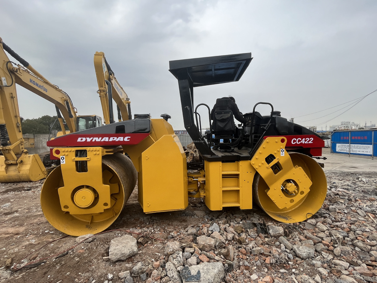 Used road roller Dynapac CC422 with Double Drum Roller in Good Condition - مدحلة اسفلت: صورة 5 Used road roller Dynapac CC422 with Double Drum Roller in Good Condition - مدحلة اسفلت: صورة 5