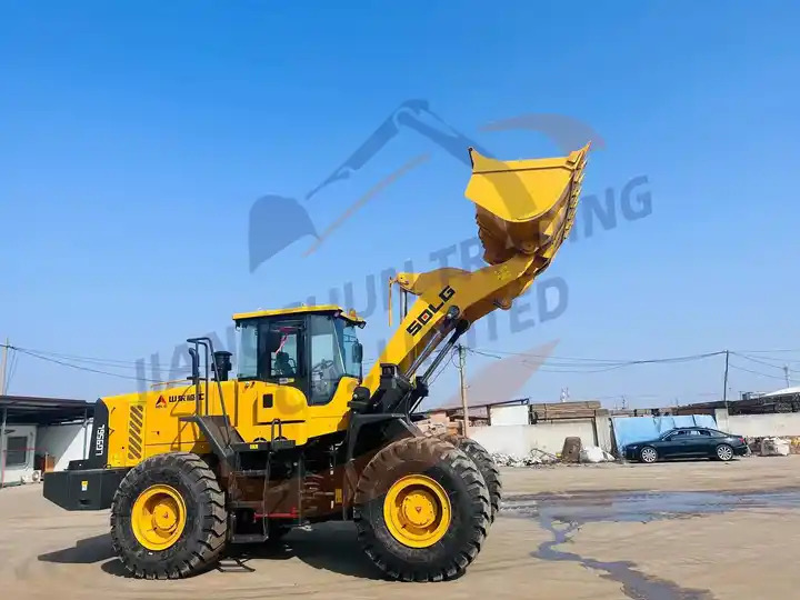 Used wheel loader SDLG 956L L956F 956l wheel loader China heavy duty hydraulic tractor loader with Low running hours - اللودر بعجل: صورة 4 Used wheel loader SDLG 956L L956F 956l wheel loader China heavy duty hydraulic tractor loader with Low running hours - اللودر بعجل: صورة 4