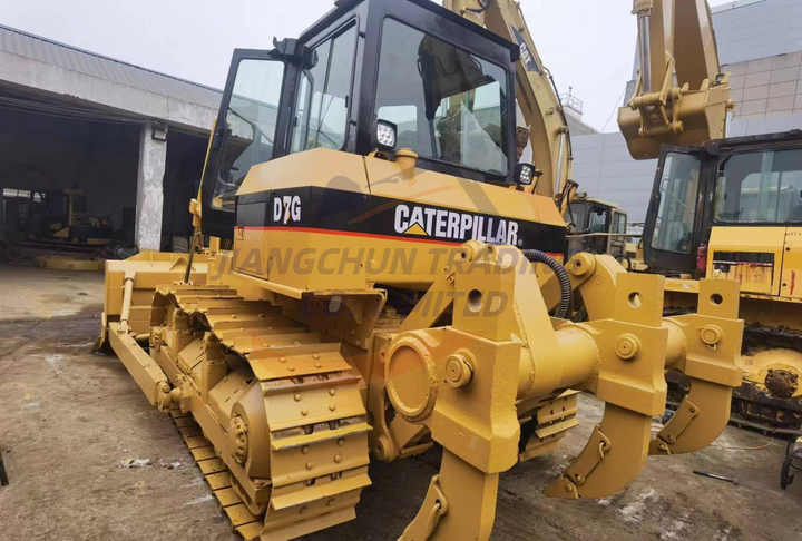 Hot sell used original made in Japan cat D6g bulldozer - جرافة: صورة 5 Hot sell used original made in Japan cat D6g bulldozer - جرافة: صورة 5