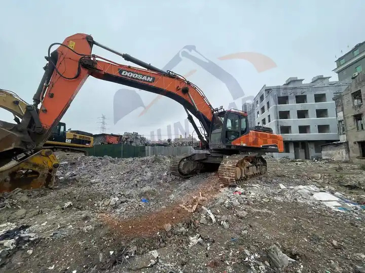 New arrival Used Doosan excavator DX520LC-9C in good condition for sale in good condition - حفار زحاف: صورة 4 New arrival Used Doosan excavator DX520LC-9C in good condition for sale in good condition - حفار زحاف: صورة 4