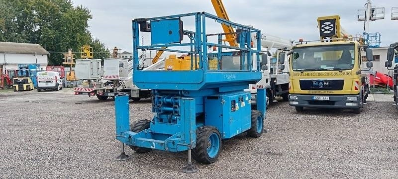 Genie GS-2669 - 10 m, 4x4, diesel - رافعة هيدروليكية مقصية: صورة 2 Genie GS-2669 - 10 m, 4x4, diesel - رافعة هيدروليكية مقصية: صورة 2
