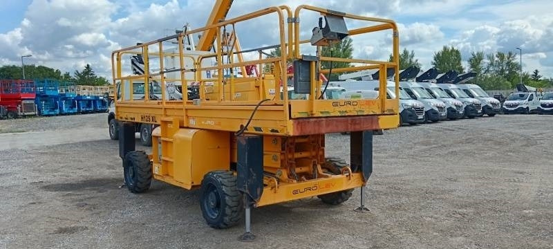 Haulotte H12SXLNT - 12m, 4x4, diesel - رافعة هيدروليكية مقصية: صورة 1 Haulotte H12SXLNT - 12m, 4x4, diesel - رافعة هيدروليكية مقصية: صورة 1