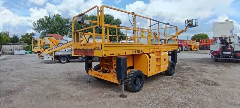 Haulotte H12SXLNT - 12m, 4x4, diesel - رافعة هيدروليكية مقصية: صورة 2 Haulotte H12SXLNT - 12m, 4x4, diesel - رافعة هيدروليكية مقصية: صورة 2