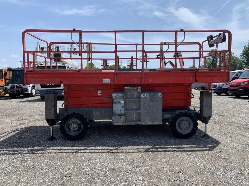 Haulotte H15SXL - 15m, 4x4, diesel - رافعة هيدروليكية مقصية: صورة 4 Haulotte H15SXL - 15m, 4x4, diesel - رافعة هيدروليكية مقصية: صورة 4