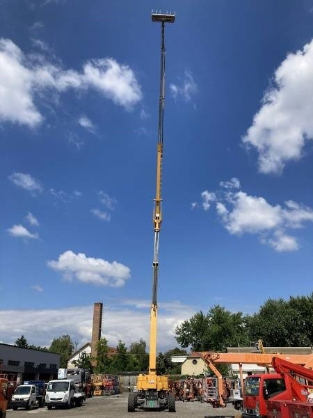 شاحنة ذراع مفصلي Haulotte HA41PX - 41,5 m - 4x4x4: صورة 10 شاحنة ذراع مفصلي Haulotte HA41PX - 41,5 m - 4x4x4: صورة 10