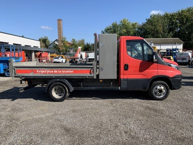 Iveco 35C12 - Tipper - شاحنة قلاب: صورة 5 Iveco 35C12 - Tipper - شاحنة قلاب: صورة 5