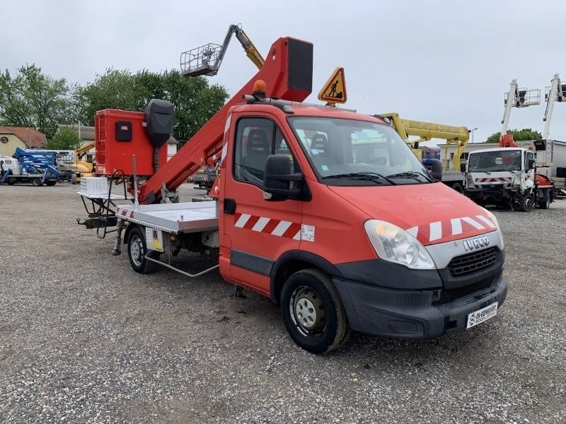 Iveco Daily GSR E179T - 17,1m - 200 kg - منصة تلسكوبية محمولة على شاحنة: صورة 1 Iveco Daily GSR E179T - 17,1m - 200 kg - منصة تلسكوبية محمولة على شاحنة: صورة 1