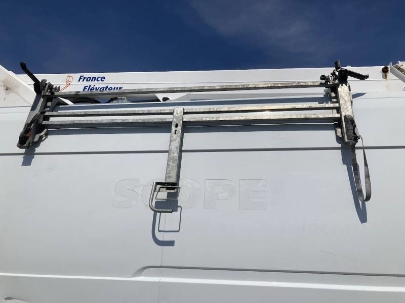 منصة تلسكوبية محمولة على شاحنة Renault Master France Elevateur 121FT - 12,5 m - 120kg: صورة 16