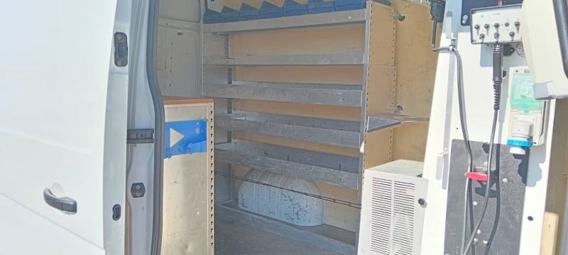منصة تلسكوبية محمولة على شاحنة Renault Master Klubb KL32 - 12,5 m, 120 kg: صورة 14