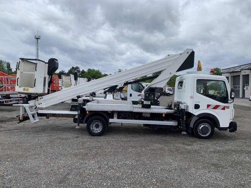 Renault Maxity ISOLI VT60NE - 20m, 250kg - منصة تلسكوبية محمولة على شاحنة: صورة 4 Renault Maxity ISOLI VT60NE - 20m, 250kg - منصة تلسكوبية محمولة على شاحنة: صورة 4