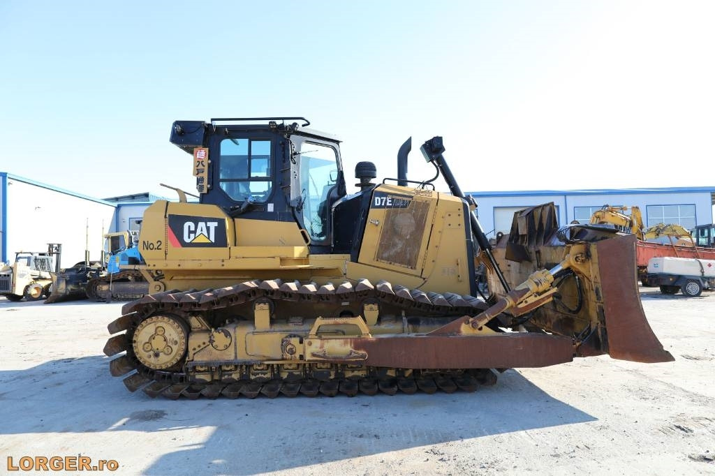 CAT D 7 E LGP - جرافة: صورة 1 CAT D 7 E LGP - جرافة: صورة 1
