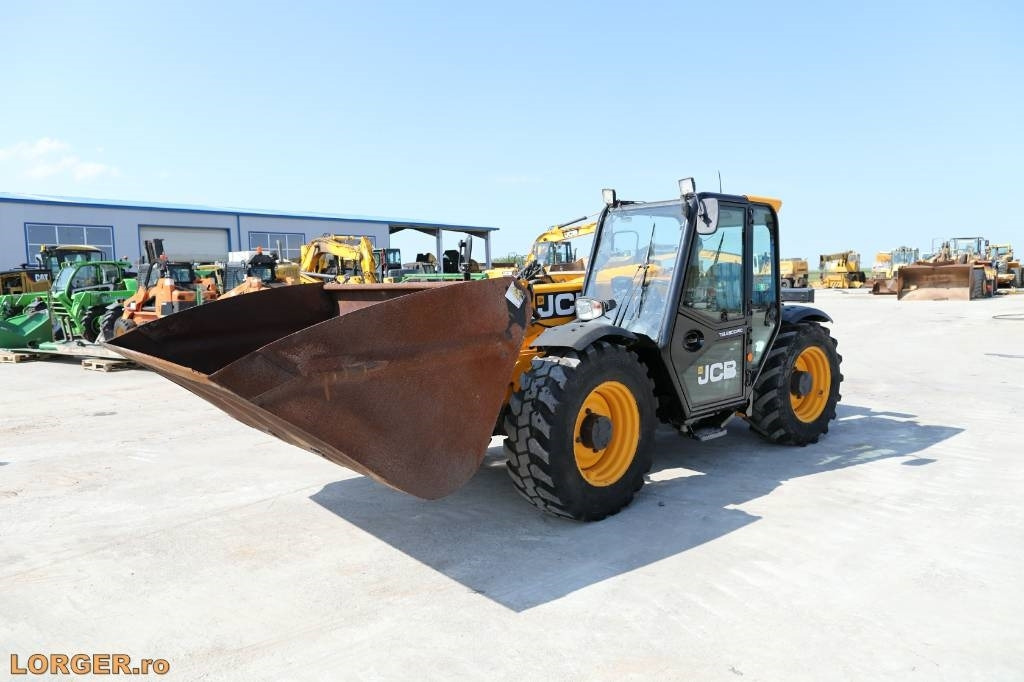 JCB 527-58 Agri - رافعة تلسكوبية: صورة 1 JCB 527-58 Agri - رافعة تلسكوبية: صورة 1