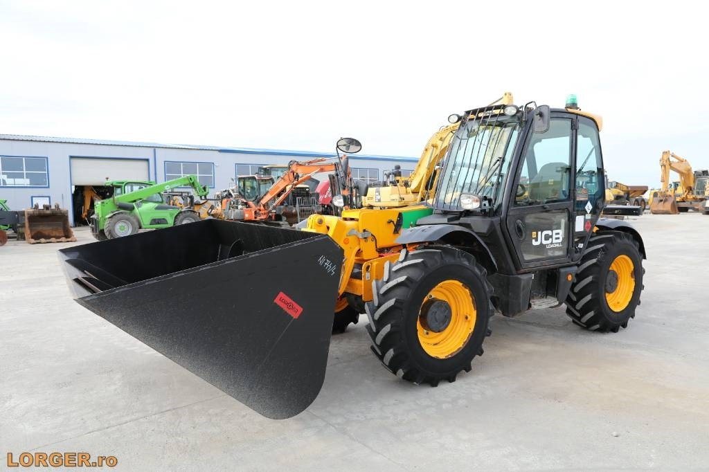 JCB 531-70 - رافعة تلسكوبية: صورة 1 JCB 531-70 - رافعة تلسكوبية: صورة 1