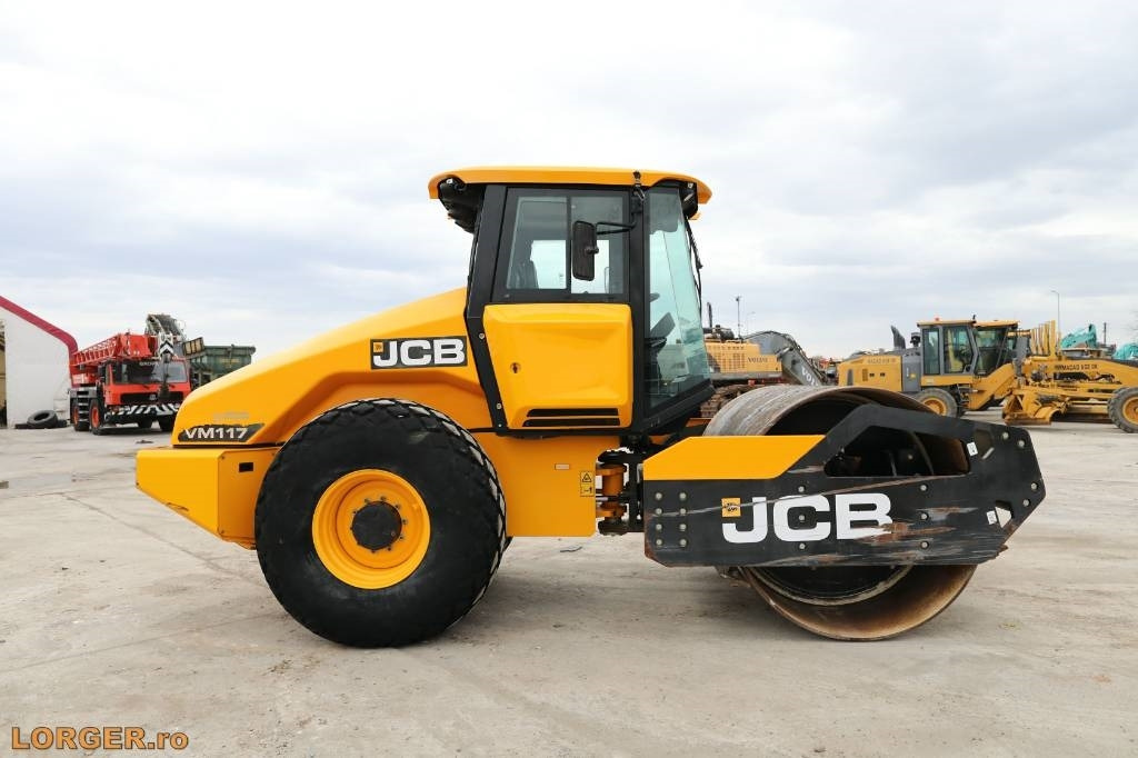 JCB VM 117 - مدحلة ضاغطة: صورة 2 JCB VM 117 - مدحلة ضاغطة: صورة 2