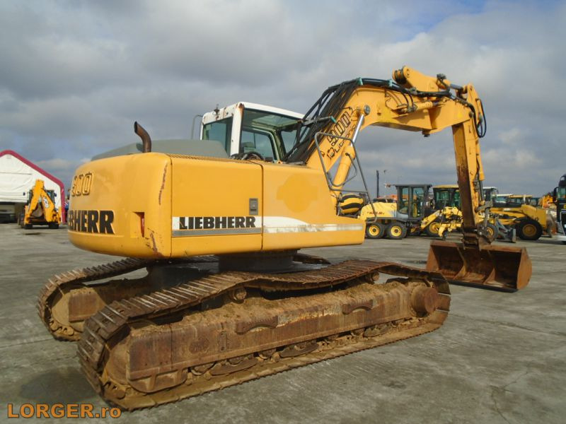 Liebherr R 900 C - حفار زحاف: صورة 3 Liebherr R 900 C - حفار زحاف: صورة 3