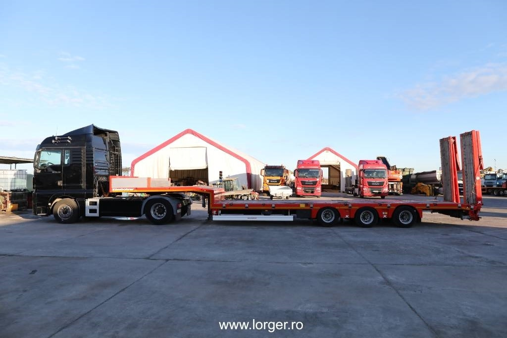 MAN TGX 18.440 4x2 BLS + Trailer Kässbohrer LB3 Lowbed - وحدة جر: صورة 4 MAN TGX 18.440 4x2 BLS + Trailer Kässbohrer LB3 Lowbed - وحدة جر: صورة 4