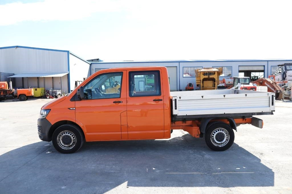 Volkswagen Transporter - فان: صورة 2 Volkswagen Transporter - فان: صورة 2