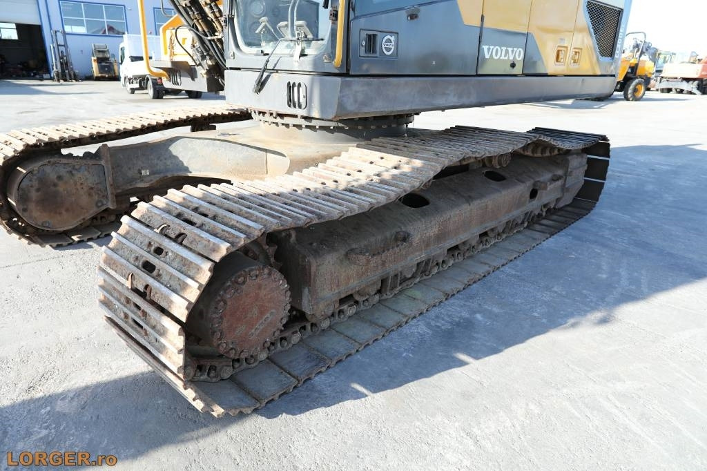 Volvo EC 300 EL - حفار زحاف: صورة 5 Volvo EC 300 EL - حفار زحاف: صورة 5