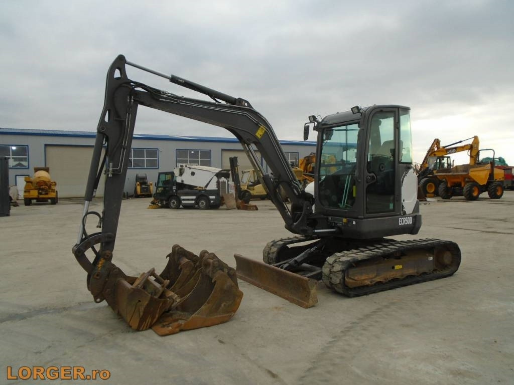 Volvo ECR 50 D - حفارة مُصَّغرة: صورة 1 Volvo ECR 50 D - حفارة مُصَّغرة: صورة 1