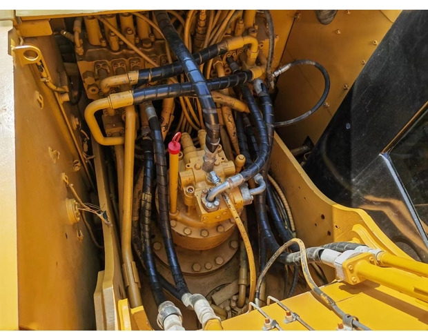 2020 Caterpillar 323D2L - حفار زحاف: صورة 5 2020 Caterpillar 323D2L - حفار زحاف: صورة 5