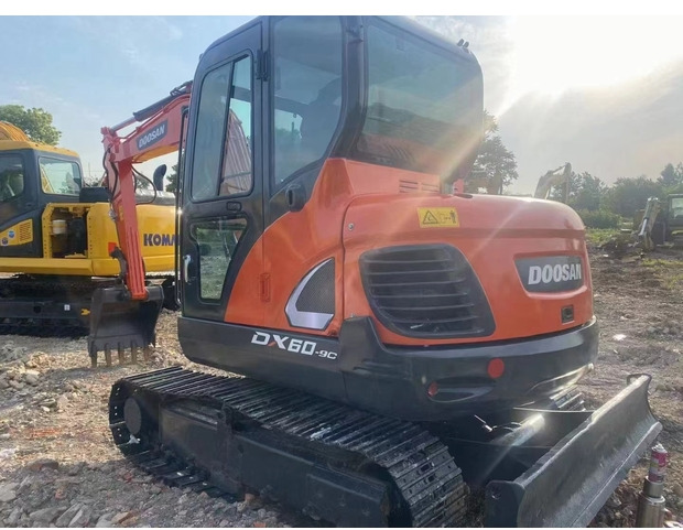 2023 Doosan DX60-9C - حفار زحاف: صورة 4 2023 Doosan DX60-9C - حفار زحاف: صورة 4