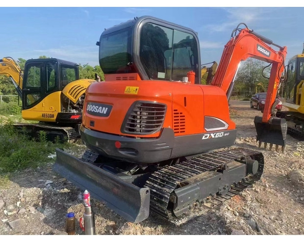 2023 Doosan DX60-9C - حفار زحاف: صورة 2 2023 Doosan DX60-9C - حفار زحاف: صورة 2