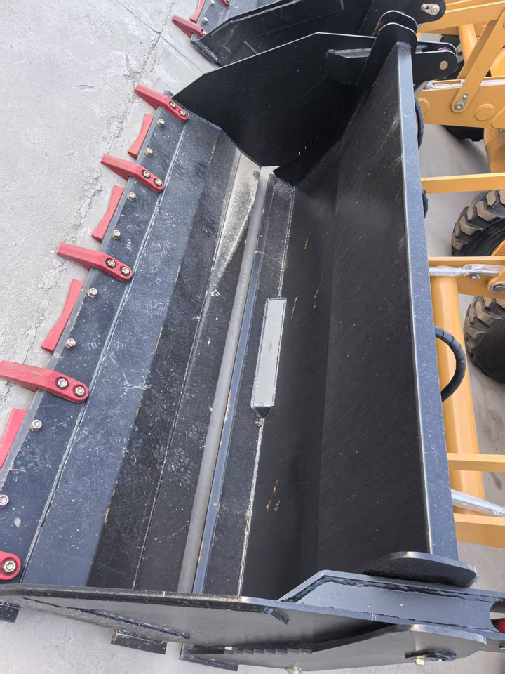 CATERPILLAR 426 - اللودر المجنزر: صورة 5 CATERPILLAR 426 - اللودر المجنزر: صورة 5
