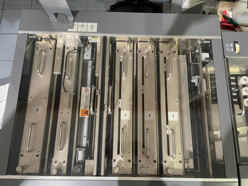 Duplo DocuCutter DC-645 | 2011 - آلة قطع الورق: صورة 3 Duplo DocuCutter DC-645 | 2011 - آلة قطع الورق: صورة 3